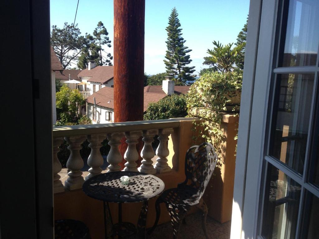 Secret Garden Inn Del Mar Room photo