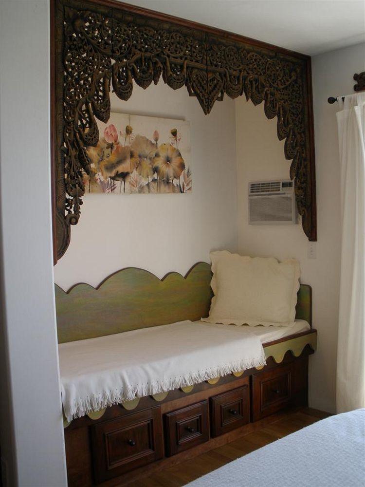 Secret Garden Inn Del Mar Exterior photo