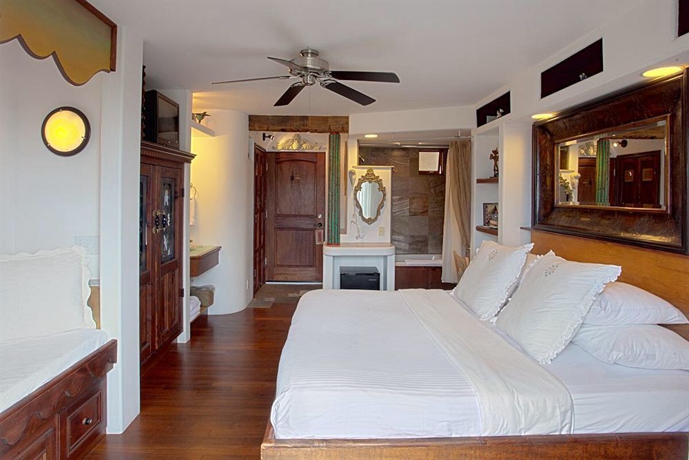 Secret Garden Inn Del Mar Exterior photo